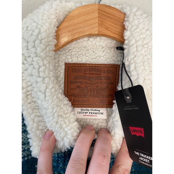Levi's Trucker Jacket Sherpa Collar Plaid Size L - Picture 3 of 7